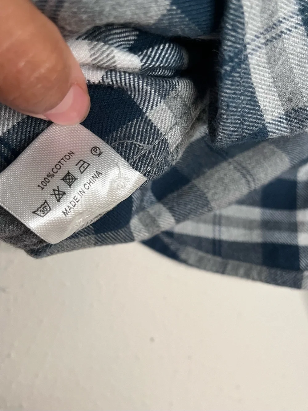 Properly Tied classic Flannel